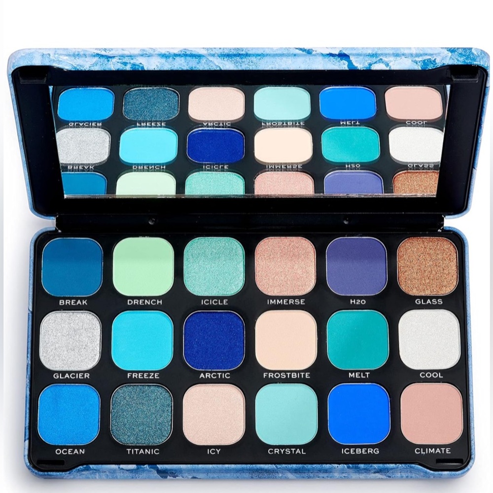 Makeup Revolution London Forever Flawless Eyeshadow Palette, Ice, 18 Shades NIB